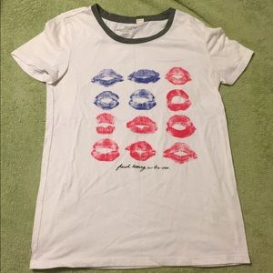 American eagle graphic tee